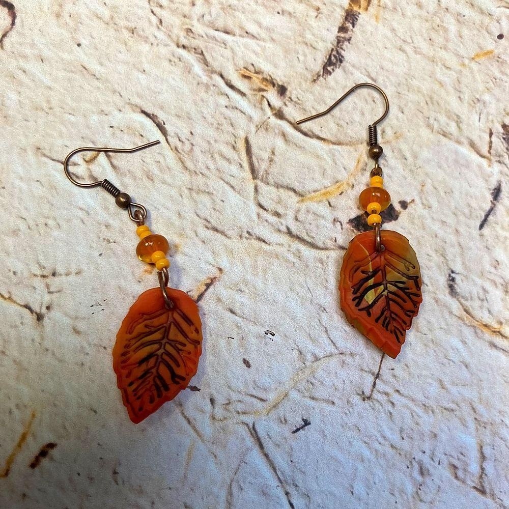 Automne Safran — boucles d’oreilles fait main à Clermont-Ferrand
