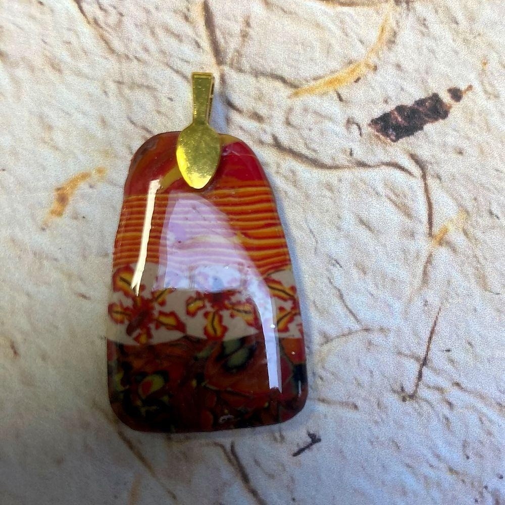 Vitrail Corail — Colliers & pendentifs fait main SoClô Atelier