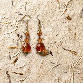 Ambre Solaire — boucles d’oreilles fait main à Clermont-Ferrand